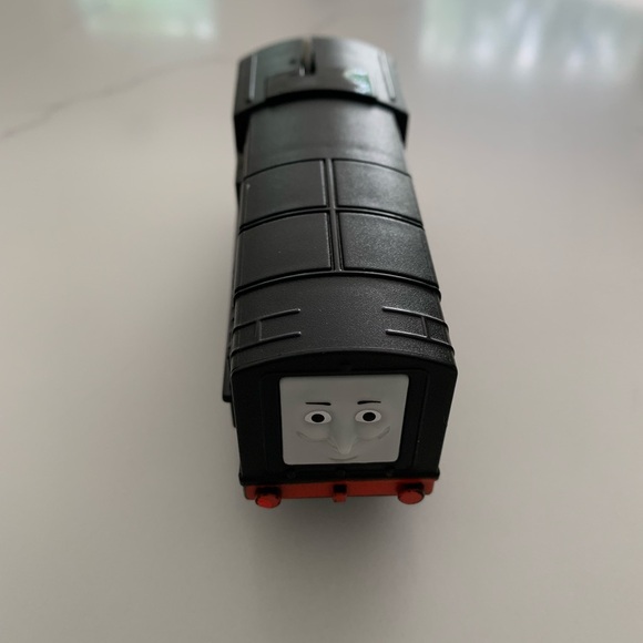 Diesel Motorized Thomas the Train Tank Engine Trackmaster Friends works great! - Picture 3 of 7